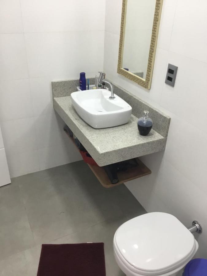 Na Quadra Da Com Tres Quartos Em Sc. Apartamento *